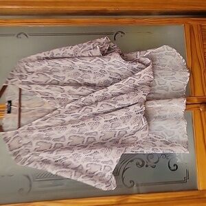 Hi low top worn once